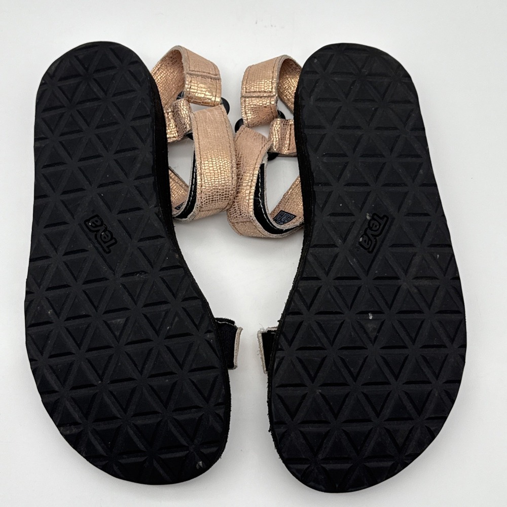 Teva Women's US SZ 8 Rose Gold Metallic Strap Sandals Outdoor Comfort Shoes - Picture 10 of 14